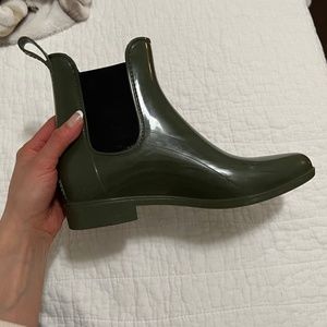 J crew rain booties, dark green, size 6